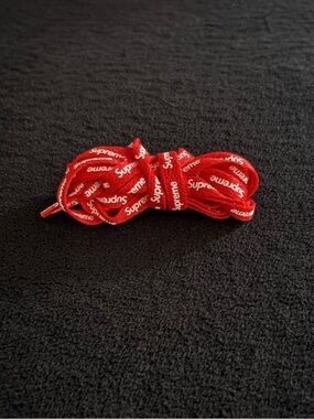 🔴SUPREME LACES🔴